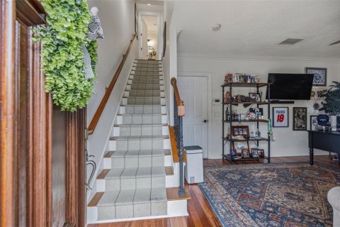Adosado en venta en Tampa, Florida, 3 dormitorios, 200.2 m2 № 2096148 - foto 3