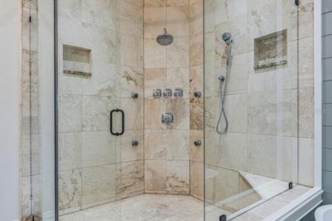 Adosado en venta en Tampa, Florida, 3 dormitorios, 200.2 m2 № 2096148 - foto 26