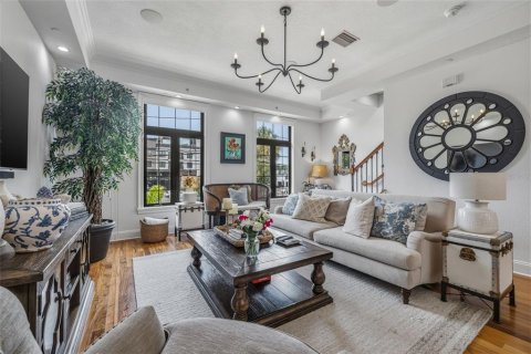 Adosado en venta en Tampa, Florida, 3 dormitorios, 200.2 m2 № 2096148 - foto 12