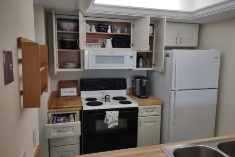Condo in Hutchinson Island South, Florida, 2 bedrooms  № 2377390 - photo 6
