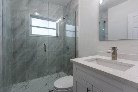 Apartamento en alquiler en Treasure Island, Florida, 1 dormitorio, 54.35 m2 № 1819433 - foto 8