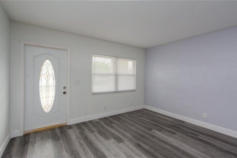 Apartamento en alquiler en Treasure Island, Florida, 1 dormitorio, 54.35 m2 № 1819433 - foto 4