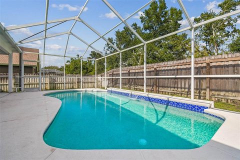 House in Valrico, Florida 3 bedrooms, 171.59 sq.m. № 1904032 - photo 12