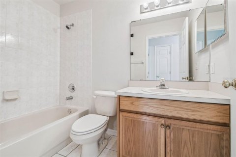 House in Valrico, Florida 3 bedrooms, 171.59 sq.m. № 1904032 - photo 30
