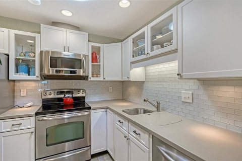 Condo in Venice, Florida, 3 bedrooms  № 1856165 - photo 17