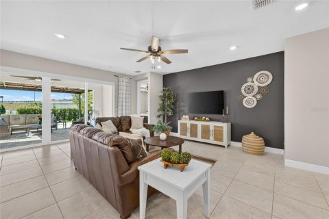 Casa en venta en Montverde, Florida, 4 dormitorios, 312.34 m2 № 2428953 - foto 9