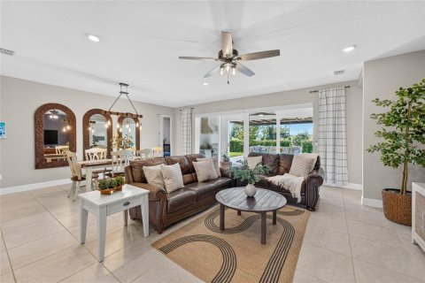 Casa en venta en Montverde, Florida, 4 dormitorios, 312.34 m2 № 2428953 - foto 8