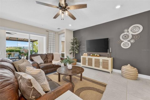 Casa en venta en Montverde, Florida, 4 dormitorios, 312.34 m2 № 2428953 - foto 10