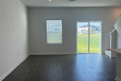 Снять в аренду таунхаус в Окала, Флорида 5 комнат, 124.4м2, № 2209877 - фото 3