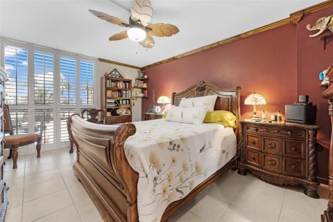 Condominio en venta en Hollywood, Florida, 2 dormitorios, 119.57 m2 № 1958014 - foto 13