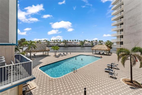 Condominio en venta en Hollywood, Florida, 2 dormitorios, 119.57 m2 № 1958014 - foto 26