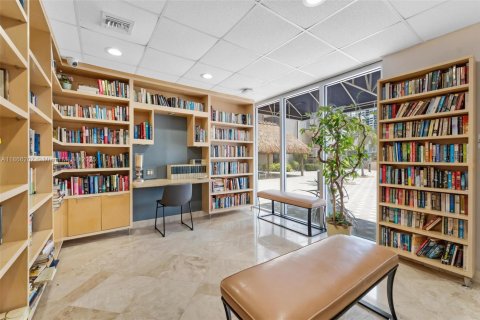 Condominio en venta en Hollywood, Florida, 2 dormitorios, 119.57 m2 № 1958014 - foto 24