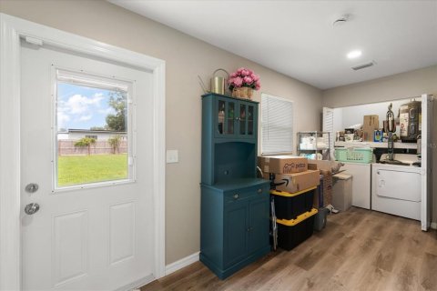 Propiedad comercial en venta en Largo, Florida, 173.73 m2 № 1823220 - foto 11