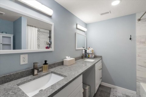 Propiedad comercial en venta en Largo, Florida, 173.73 m2 № 1823220 - foto 15