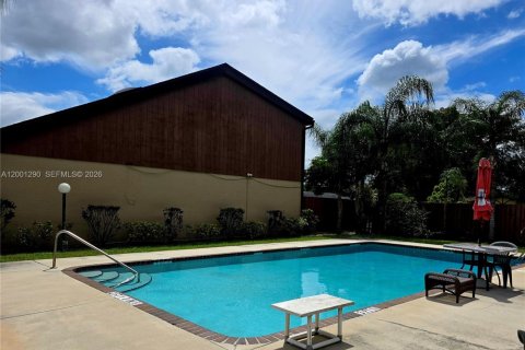 Touwnhouse à vendre à Davie, Floride: 2 chambres, 110.37 m2 № 2091110 - photo 26