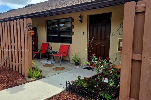 Touwnhouse à Davie, Floride 2 chambres, 110.37 m2 № 2091110