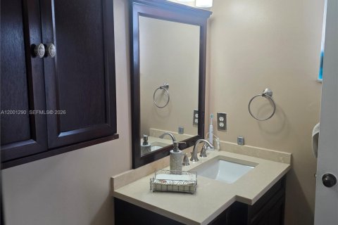 Touwnhouse à vendre à Davie, Floride: 2 chambres, 110.37 m2 № 2091110 - photo 9