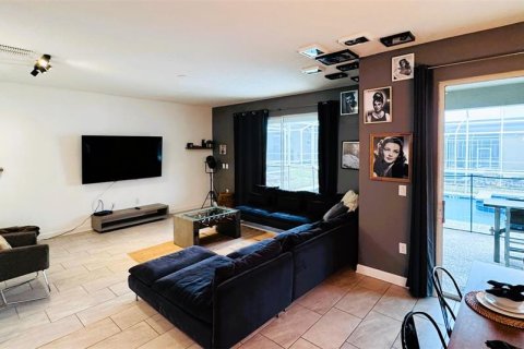 Villa ou maison à vendre à Davenport, Floride: 6 chambres, 305.74 m2 № 1530957 - photo 6