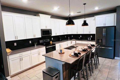 Villa ou maison à vendre à Davenport, Floride: 6 chambres, 305.74 m2 № 1530957 - photo 4