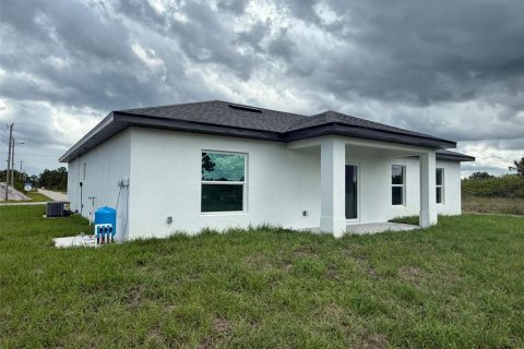 Купить виллу или дом в Лихай-Эйкерс, Флорида 7 комнат, 129.23м2, № 1842311 - фото 28