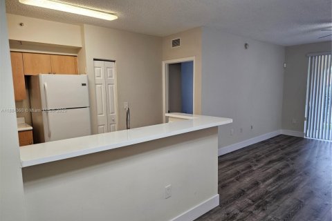 Снять в аренду кондоминиум в Мирамар, Флорида 2 спальни, 106.84м2, № 1948626 - фото 16