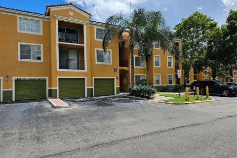 Снять в аренду кондоминиум в Мирамар, Флорида 2 спальни, 106.84м2, № 1948626 - фото 2
