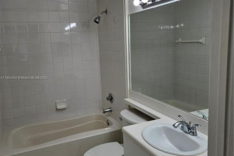 Снять в аренду кондоминиум в Мирамар, Флорида 2 спальни, 106.84м2, № 1948626 - фото 17