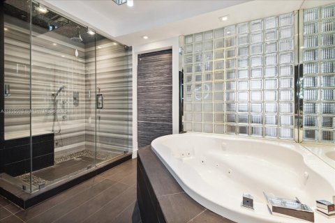 Copropriété à vendre à Aventura, Floride: 2 chambres, 175.31 m2 № 1830525 - photo 15