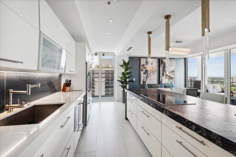 Copropriété à vendre à Aventura, Floride: 2 chambres, 175.31 m2 № 1830525 - photo 8
