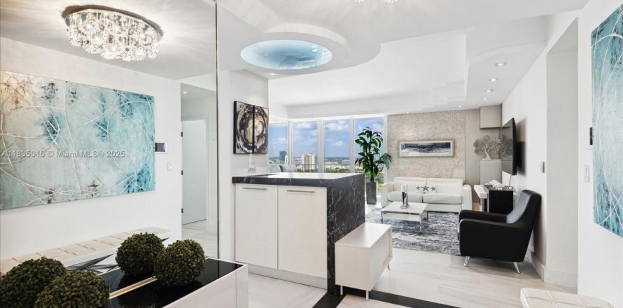 Condo à Aventura, Floride, 2 chambres № 1830525