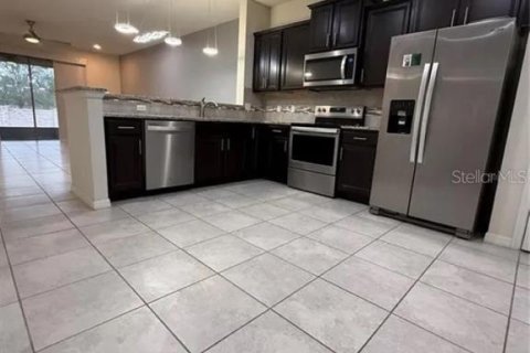 Купить таунхаус в Апопка, Флорида 4 комнаты, 146.41м2, № 1869115 - фото 3