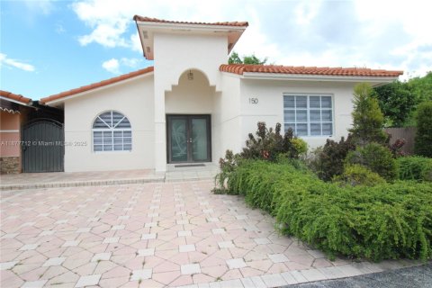 Condo in Hialeah, Florida, 3 bedrooms  № 1922708 - photo 1