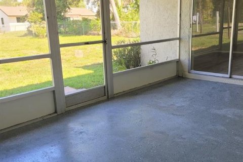 Casa en venta en Port Charlotte, Florida, 3 dormitorios, 124.86 m2 № 1917070 - foto 6