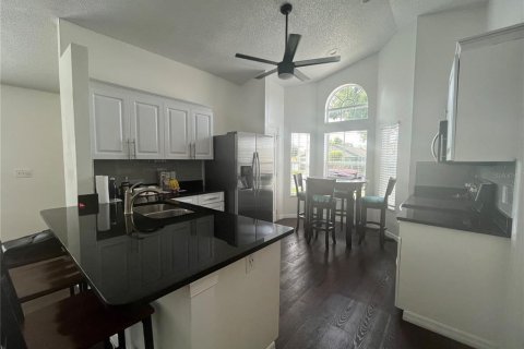 Casa en alquiler en Orlando, Florida, 3 dormitorios, 102.01 m2 № 1919223 - foto 7