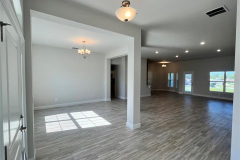 Casa en venta en Summerfield, Florida, 4 dormitorios, 235.69 m2 № 1915126 - foto 9
