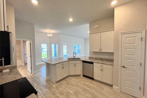 Casa en venta en Summerfield, Florida, 4 dormitorios, 235.69 m2 № 1915126 - foto 12