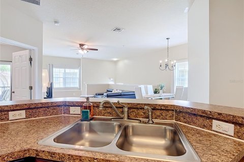 Copropriété à vendre à Kissimmee, Floride: 3 chambres, 132.57 m2 № 2296983 - photo 7