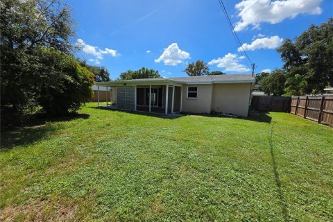 House in Saint Petersburg, Florida 2 bedrooms, 85.93 sq.m. № 2376871 - photo 16