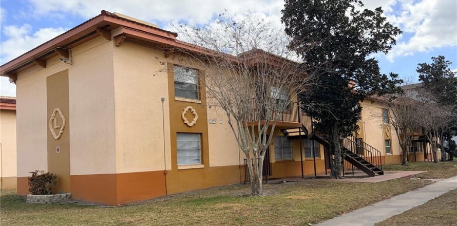 Condominio en Orlando, Florida, 4 dormitorios  № 2207694