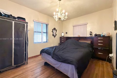 Villa ou maison à vendre à Miami, Floride: 3 chambres, 139.73 m2 № 1994954 - photo 9