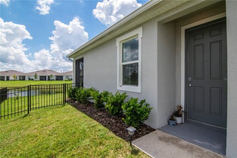 Casa en venta en Wesley Chapel, Florida, 3 dormitorios, 147.44 m2 № 2383555 - foto 4