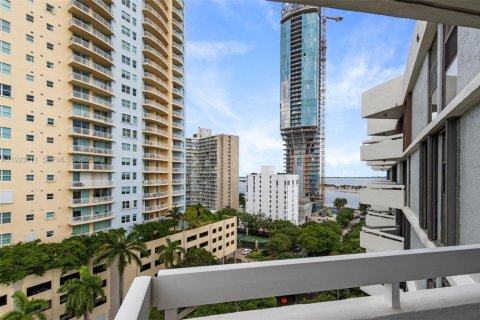 Condominio en alquiler en Miami, Florida, 2 dormitorios, 106.37 m2 № 1982103 - foto 11
