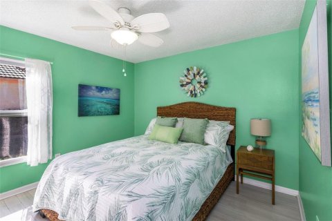 Casa en venta en Tarpon Springs, Florida, 2 dormitorios, 110.18 m2 № 1838901 - foto 24