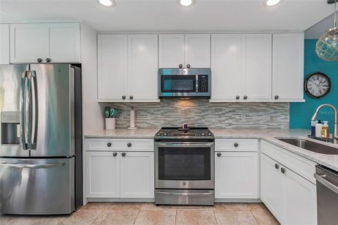 Casa en venta en Tarpon Springs, Florida, 2 dormitorios, 110.18 m2 № 1838901 - foto 6