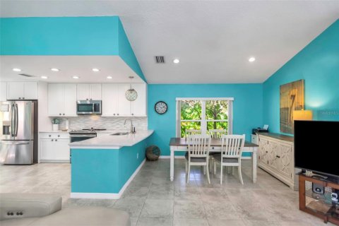 Casa en venta en Tarpon Springs, Florida, 2 dormitorios, 110.18 m2 № 1838901 - foto 9
