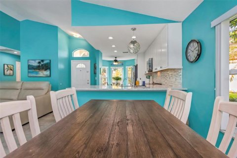 Casa en venta en Tarpon Springs, Florida, 2 dormitorios, 110.18 m2 № 1838901 - foto 11