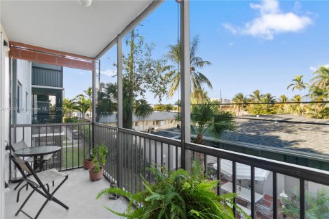 Condo in Hallandale Beach, Florida, 2 bedrooms  № 1893526 - photo 29