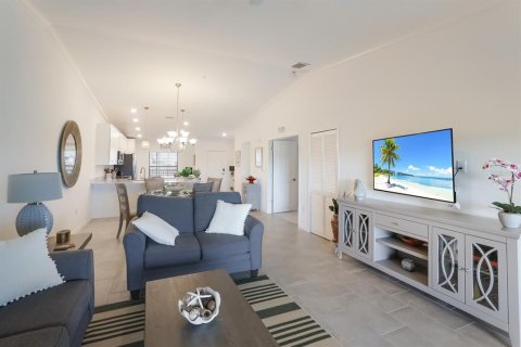 Copropriété à louer à Bradenton, Floride: 2 chambres, 145.76 m2 № 338935 - photo 16