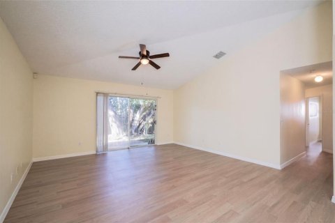 Villa ou maison à vendre à Orlando, Floride: 4 chambres, 182 m2 № 2430733 - photo 4
