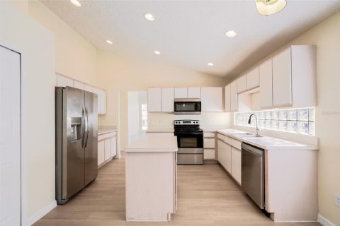 Villa ou maison à vendre à Orlando, Floride: 4 chambres, 182 m2 № 2430733 - photo 7